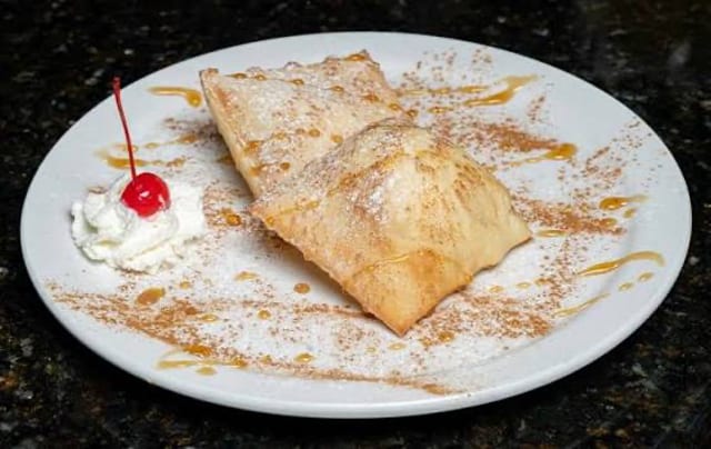 Sopapilla.