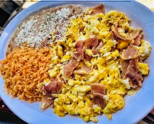 Huevos Con Jamón.